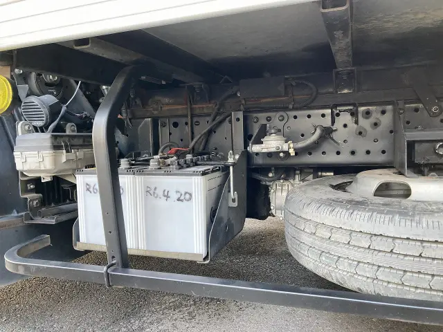 マツダ タイタン TKG-LJR85AN(2WD)の写真9