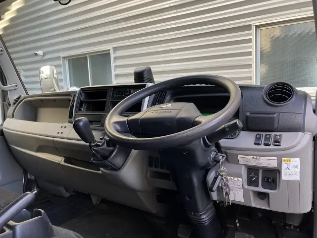 三菱 キャンター TPG-FEB50(2WD)の写真16