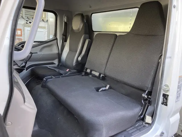 三菱 キャンター TPG-FEB50(2WD)の写真46