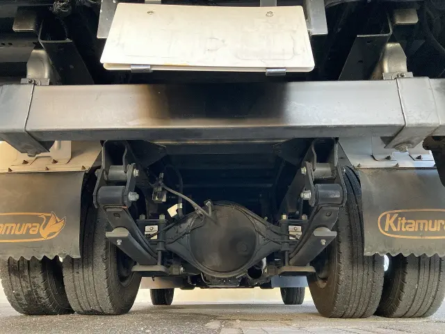 いすゞ エルフ TRG-NJR85AN(2WD)の写真12