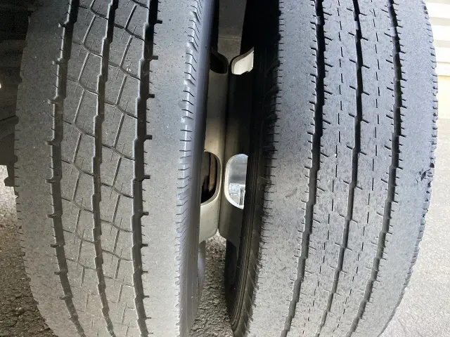 いすゞ エルフ 2RG-NLR88AN(2WD)の写真13