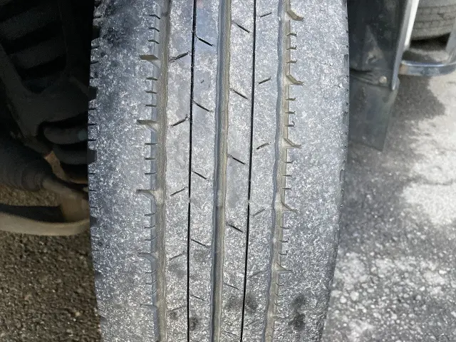 いすゞ エルフ TRG-NJR85AN(2WD)の写真13