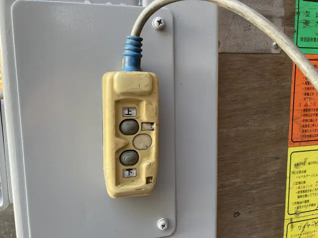 いすゞ エルフ TRG-NJR85AN(2WD)の写真27