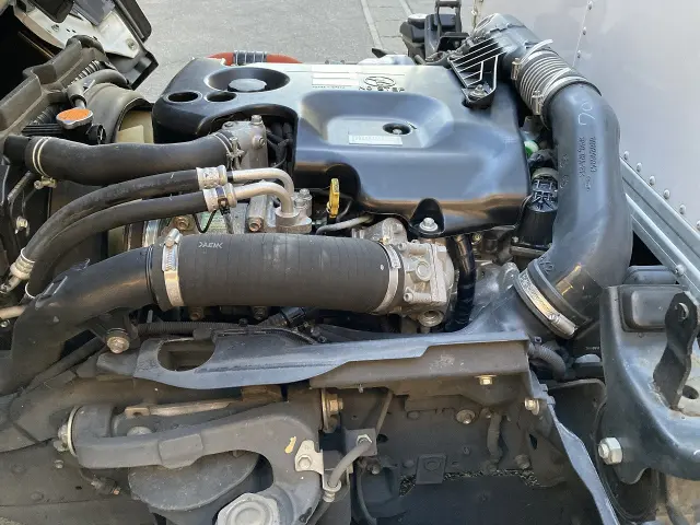 いすゞ エルフ TRG-NJR85AN(2WD)の写真31