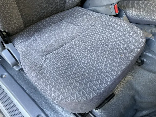 いすゞ エルフ TRG-NJR85AN(2WD)の写真38