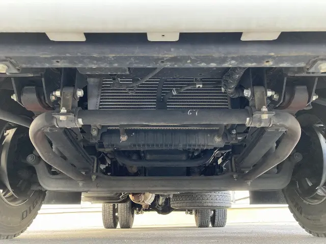 いすゞ エルフ 2RG-NPR88YN(2WD)の写真9