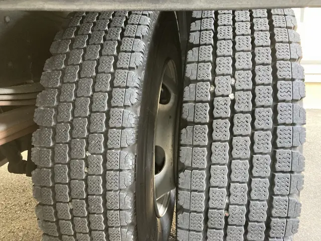 いすゞ エルフ 2RG-NPR88YN(2WD)の写真15