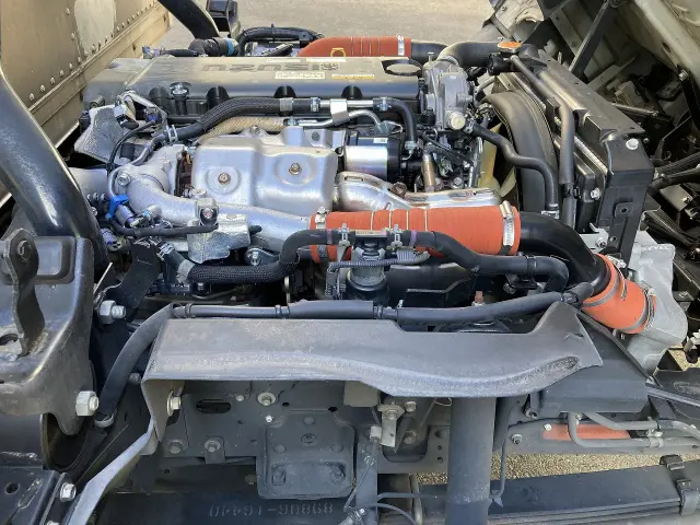 いすゞ エルフ 2RG-NPR88YN(2WD)の写真33