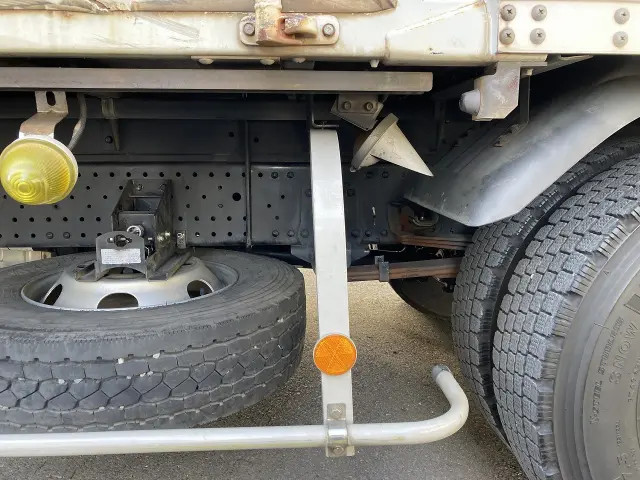 いすゞ エルフ 2RG-NPR88YN(2WD)の写真34