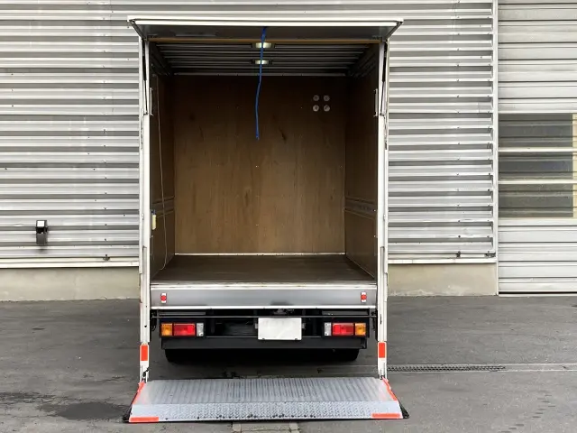 日産 アトラス SKG-TZ2F24(2WD)の写真4