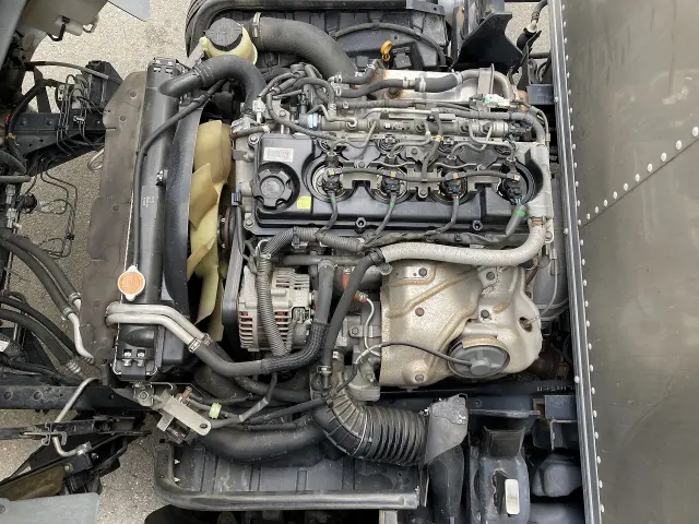 日産 アトラス SKG-TZ2F24(2WD)の写真6