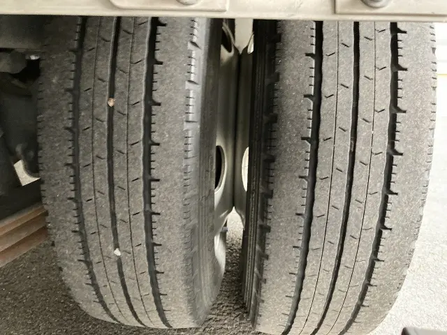 日産 アトラス SKG-TZ2F24(2WD)の写真13