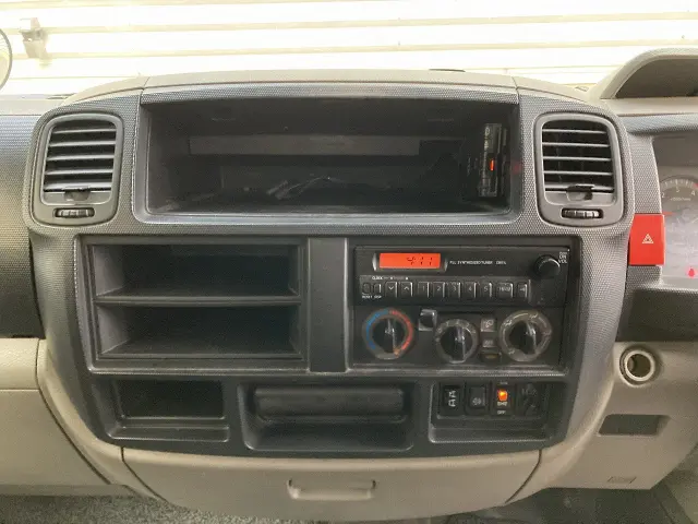 日産 アトラス SKG-TZ2F24(2WD)の写真16