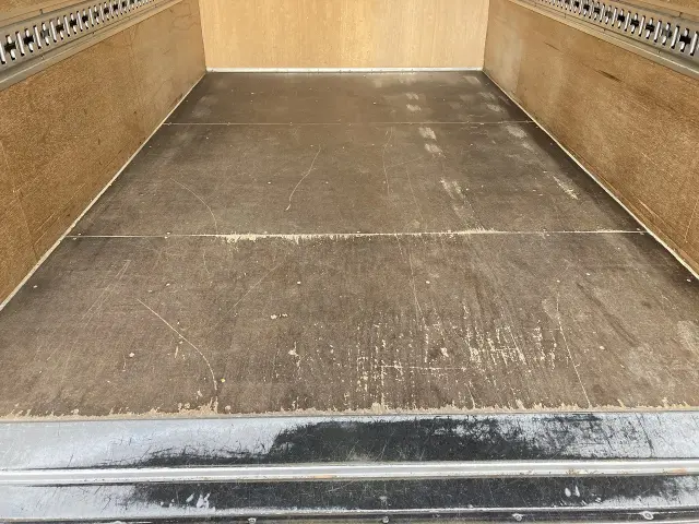 日産 アトラス SKG-TZ2F24(2WD)の写真23