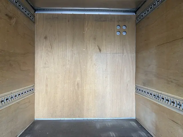 日産 アトラス SKG-TZ2F24(2WD)の写真25