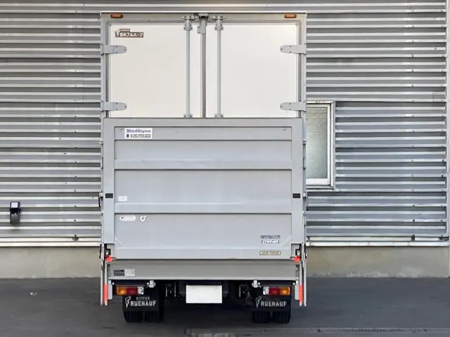 トヨタ ダイナ LDF-KDY231(2WD)の写真3