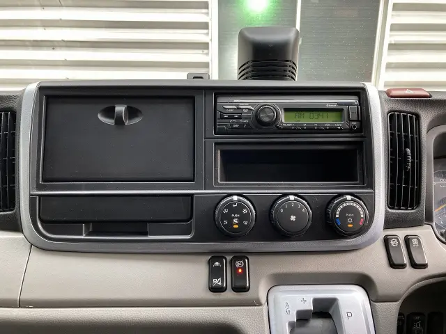 三菱 キャンター 2PG-FEB50(2WD)の写真17