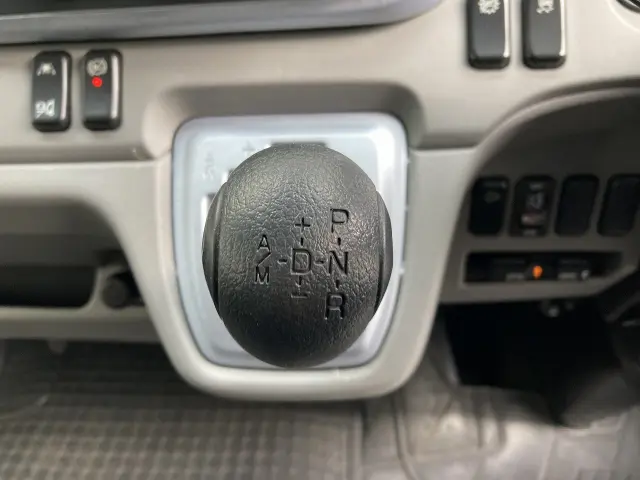 三菱 キャンター 2PG-FEB50(2WD)の写真18