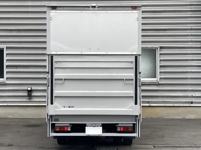 三菱 キャンター TKG-FBA20(2WD)の写真4