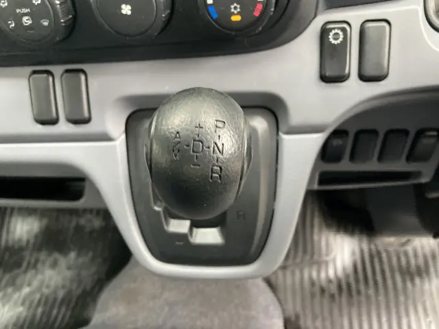 三菱 キャンター TKG-FBA20(2WD)の写真19