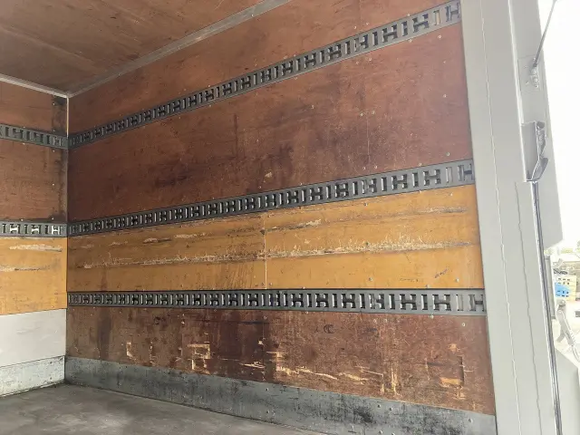 三菱 キャンター TKG-FBA20(2WD)の写真24