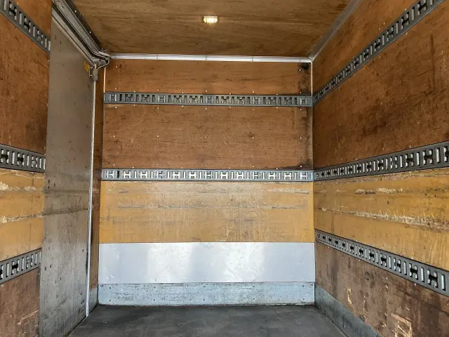 三菱 キャンター TKG-FBA20(2WD)の写真27