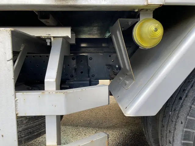 いすゞ エルフ TKG-NMR85Nの写真11