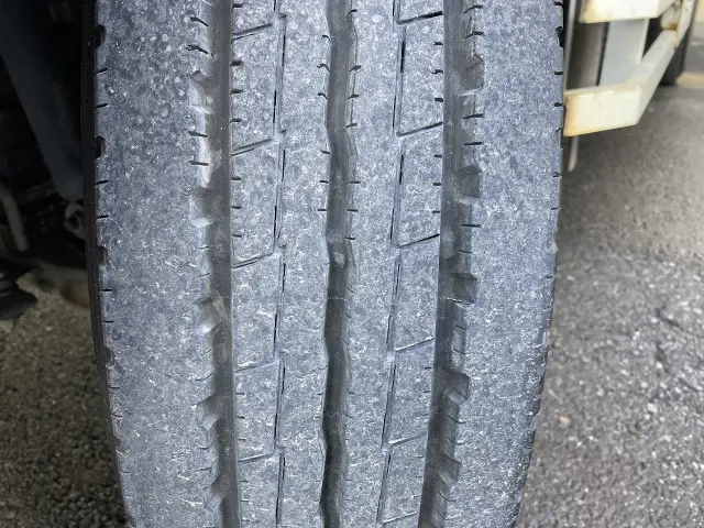 いすゞ エルフ TKG-NMR85Nの写真14