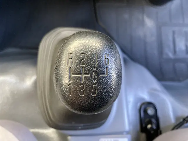 いすゞ エルフ TKG-NMR85Nの写真19