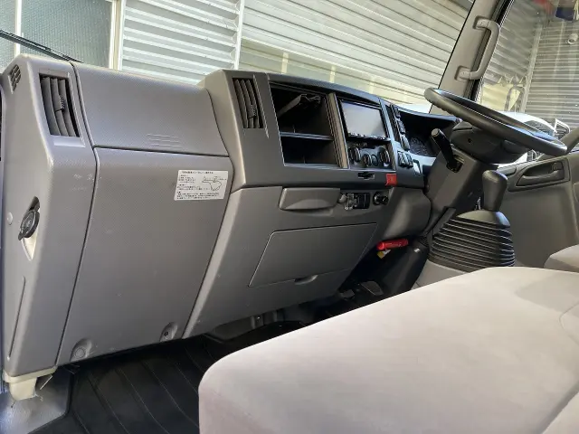 いすゞ エルフ TKG-NMR85Nの写真21