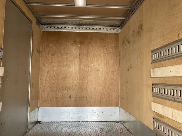 いすゞ エルフ TKG-NMR85Nの写真27