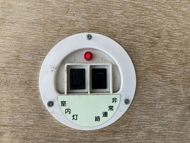 いすゞ エルフ TKG-NMR85Nの写真28