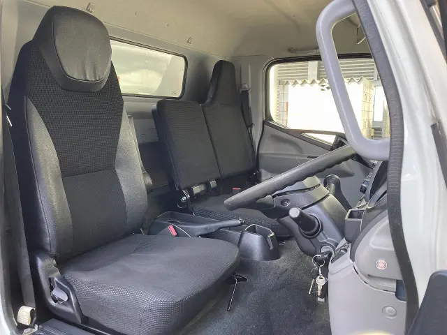 三菱 キャンター TPG-FEB50(2WD)の写真17