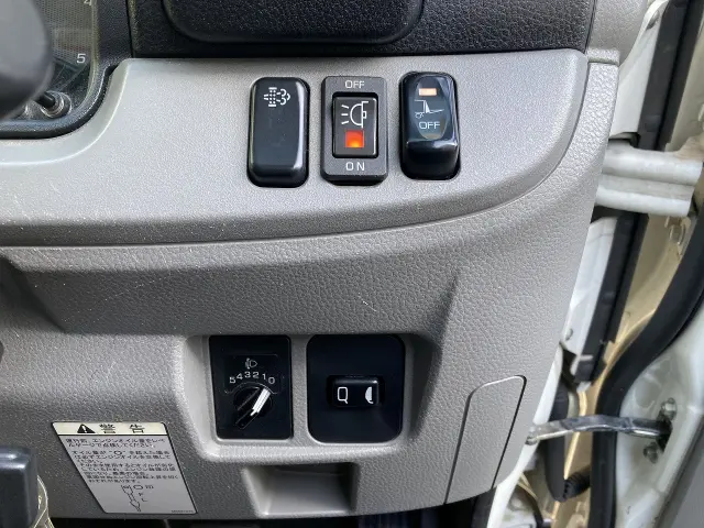 三菱 キャンター TPG-FEB50(2WD)の写真40