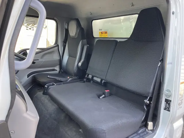 三菱 キャンター TPG-FEB50(2WD)の写真44