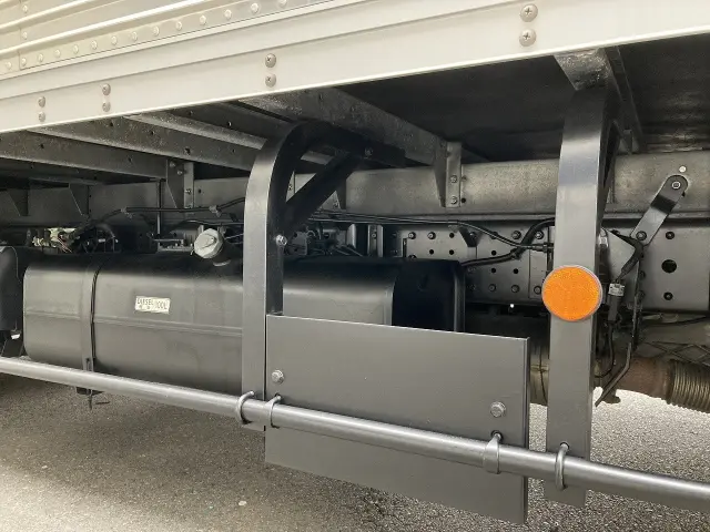 三菱 キャンター TPG-FEB50(2WD)の写真12