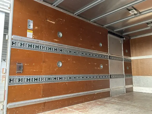 三菱 キャンター TPG-FEB50(2WD)の写真23