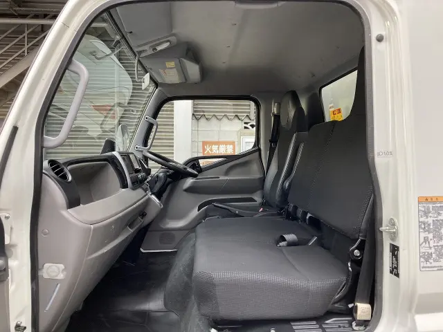 三菱 キャンター TPG-FEB50(2WD)の写真42
