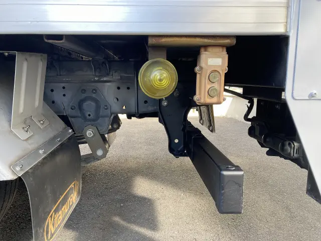 いすゞ エルフ TRG-NJR85AN(2WD)の写真10