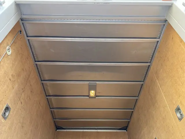 いすゞ エルフ TRG-NJR85AN(2WD)の写真25