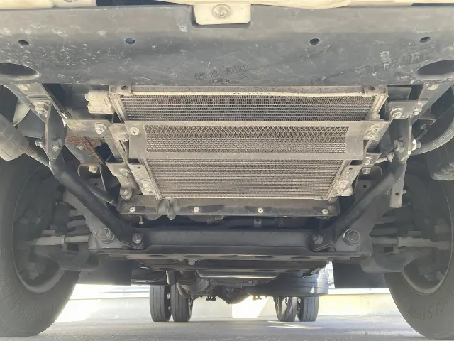 いすゞ エルフ BKG-NMR85AN(2WD)の写真9