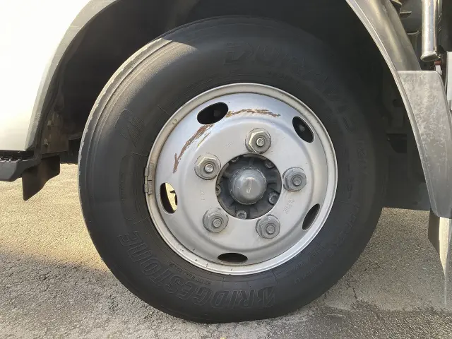 いすゞ エルフ BKG-NMR85AN(2WD)の写真35