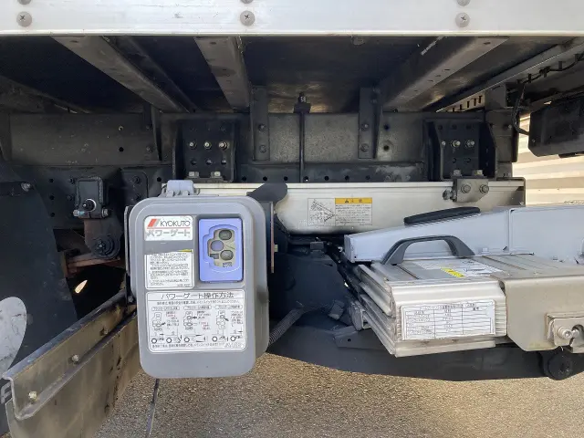 三菱 キャンター TKG-FEA50(2WD)の写真11