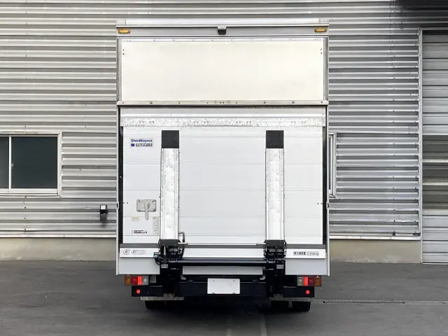 いすゞ エルフ TQG-NPR85AN(2WD)の写真3