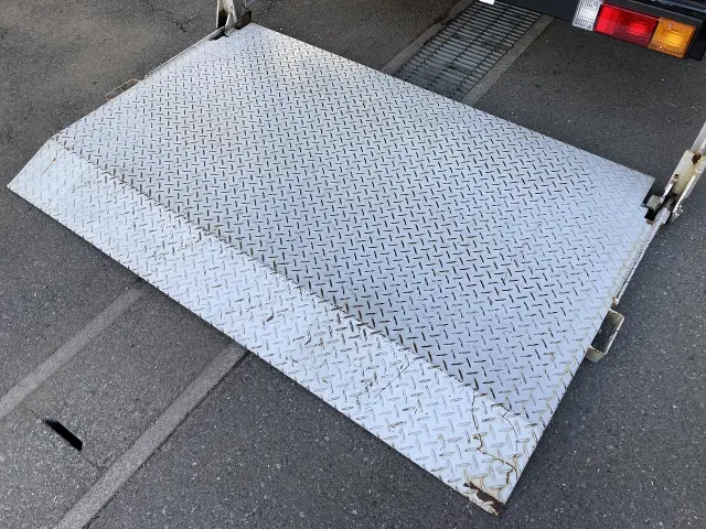 日産 アトラス TRG-FEA5W(2WD)の写真6