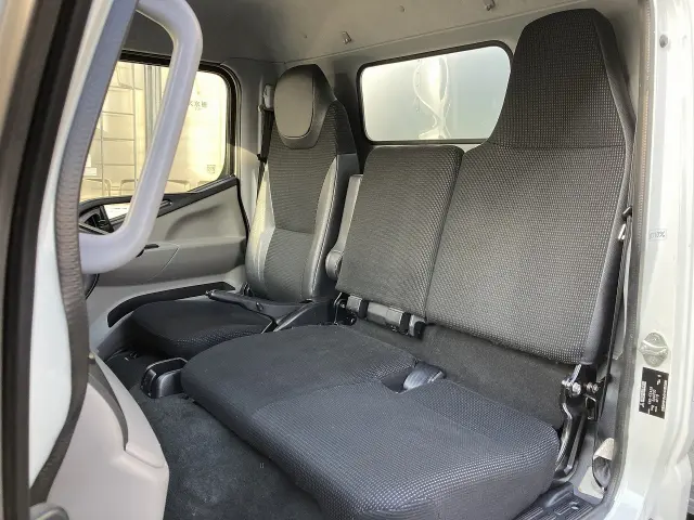 日産 アトラス TRG-FEA5W(2WD)の写真47