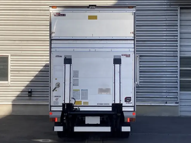 いすゞ エルフ TRG-NMR85AN(2WD)の写真4