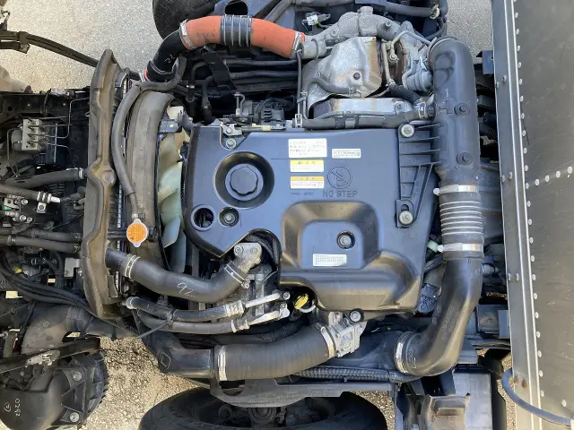 いすゞ エルフ TRG-NMR85AN(2WD)の写真7