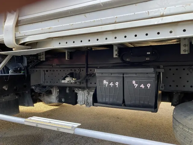 いすゞ エルフ TRG-NMR85AN(2WD)の写真10