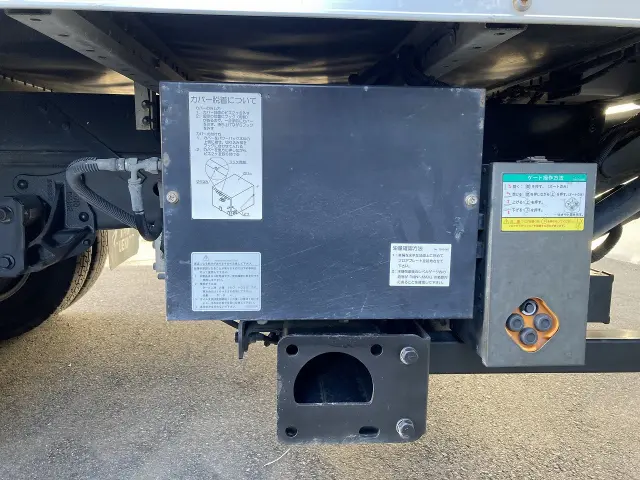 いすゞ エルフ TRG-NMR85AN(2WD)の写真11